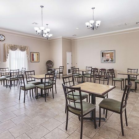 La Quinta By Wyndham Waxahachie Hotel Exterior photo