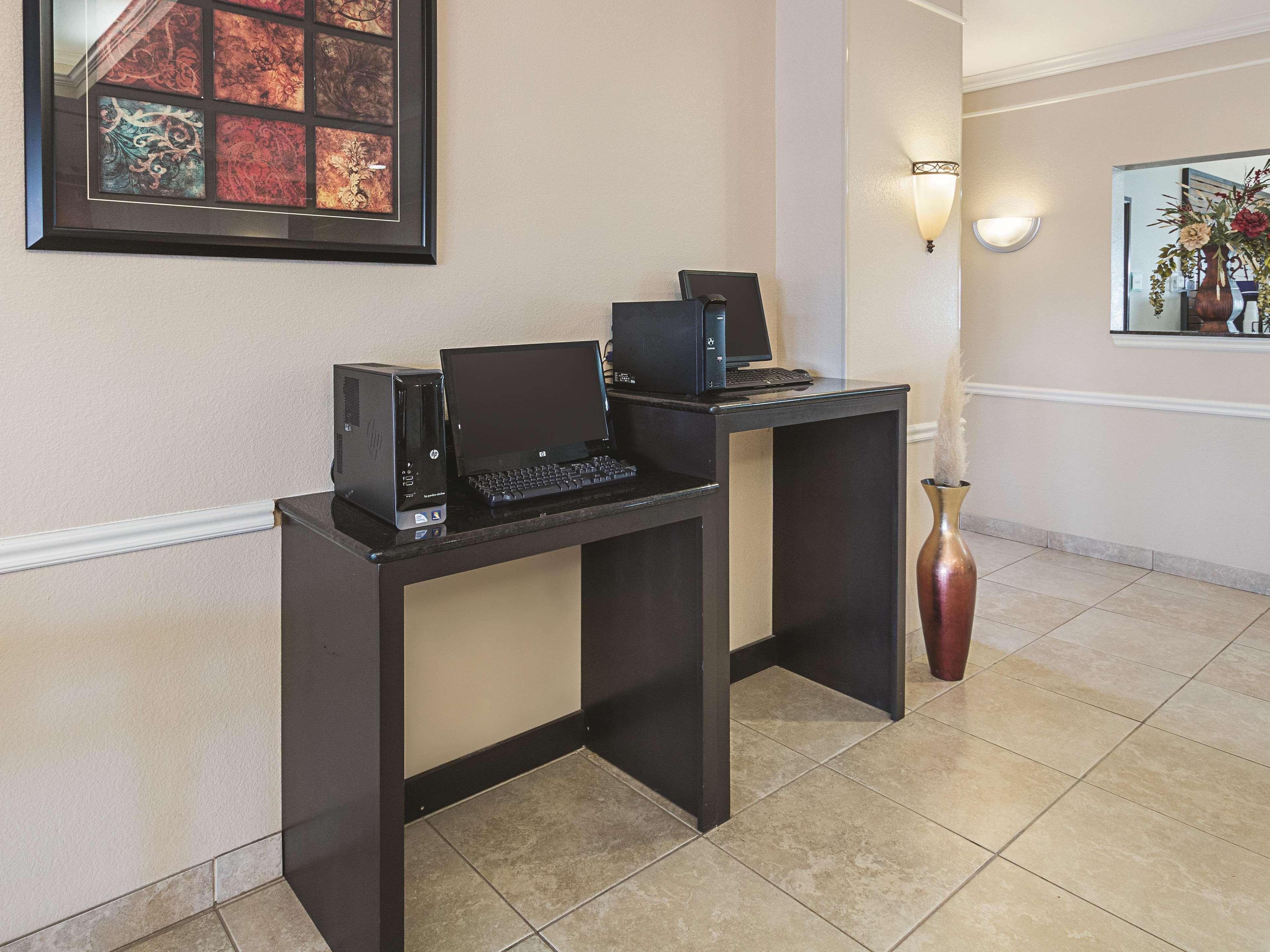 La Quinta By Wyndham Waxahachie Hotel Exterior photo